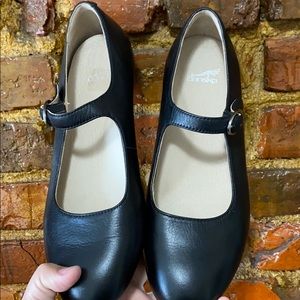 Dansko  maryjanes